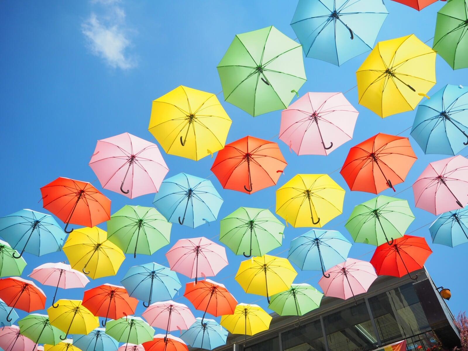 《五月病とは？》抜け出し方と対策｜「色」で気持ちが変わる？症状・なりやすい人の特徴